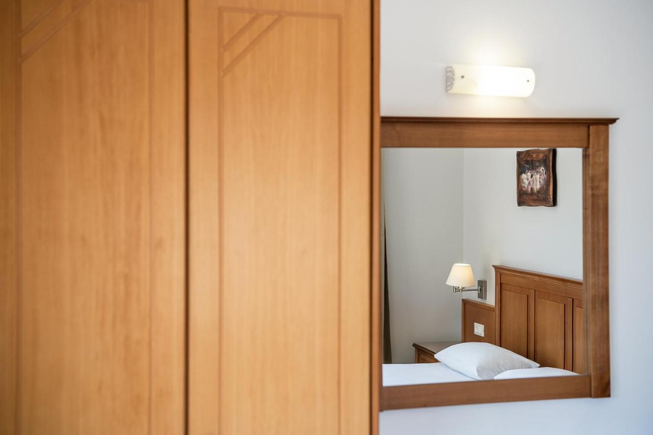 Nektar Beach Hotel Stalos Ngoại thất bức ảnh